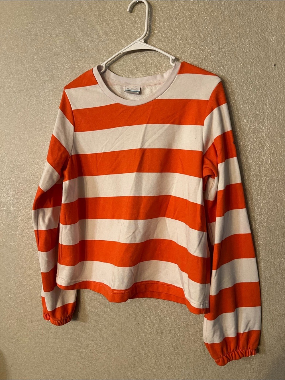 Size M Columbia Orange & White Striped Long-Sleeve Crewneck